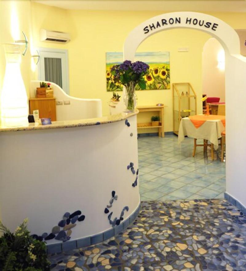 Sharon House Hotel 2*