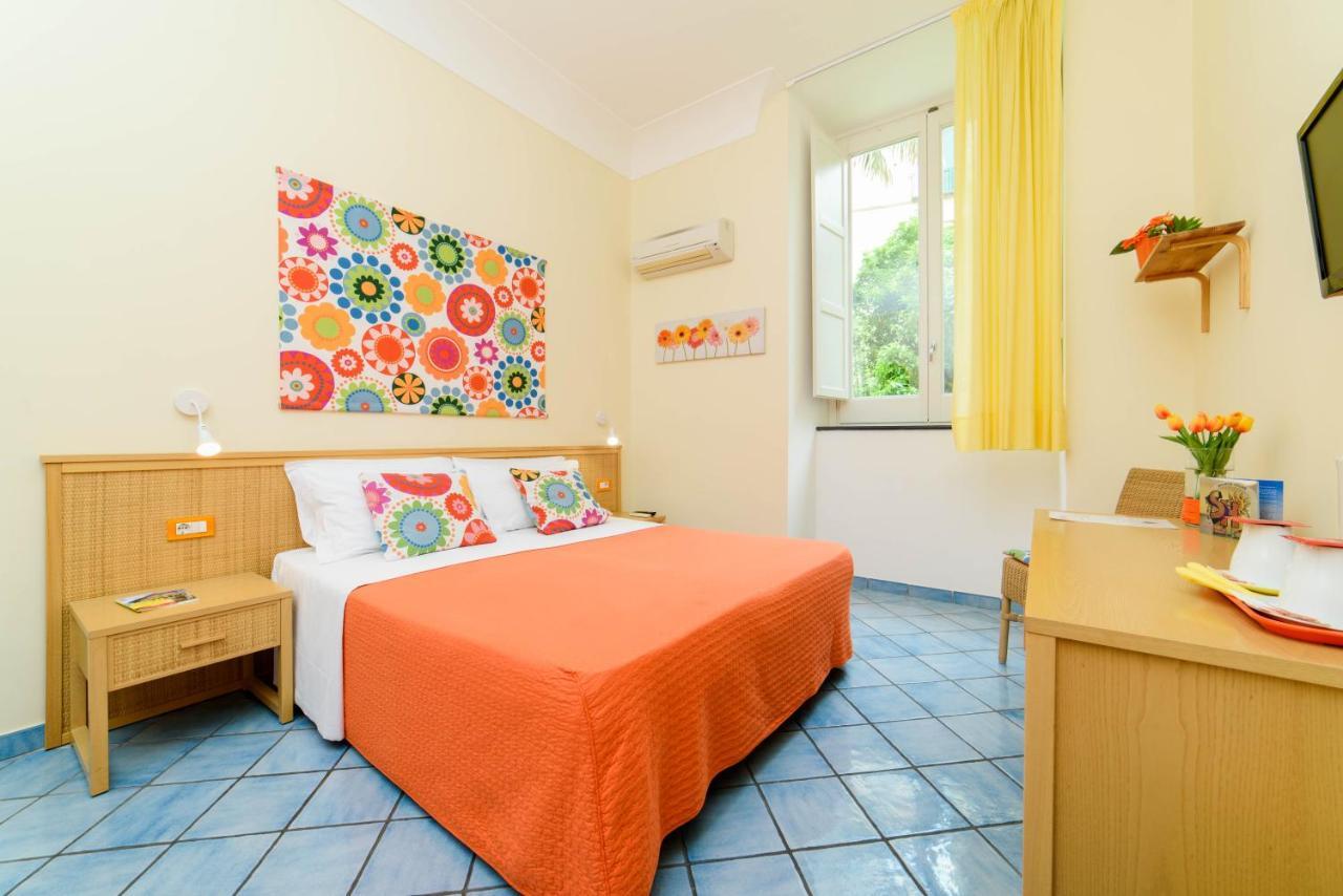Hotel Sharon House